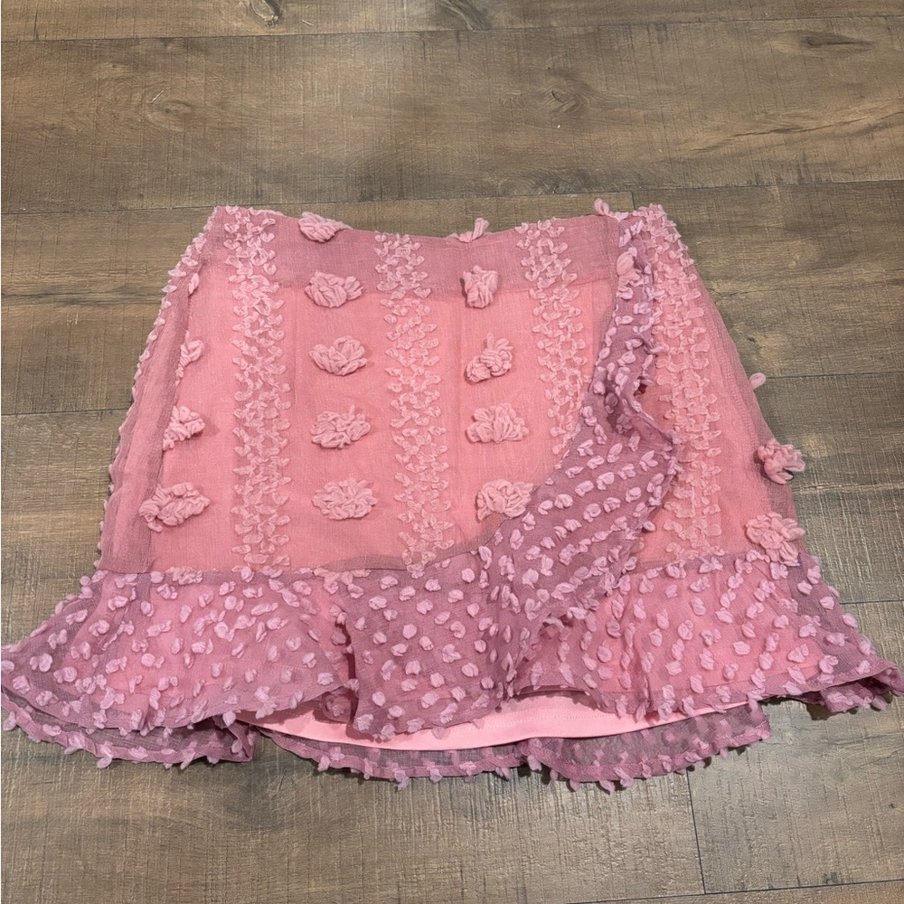 Chic Pink Ruffled Mini Skirt
